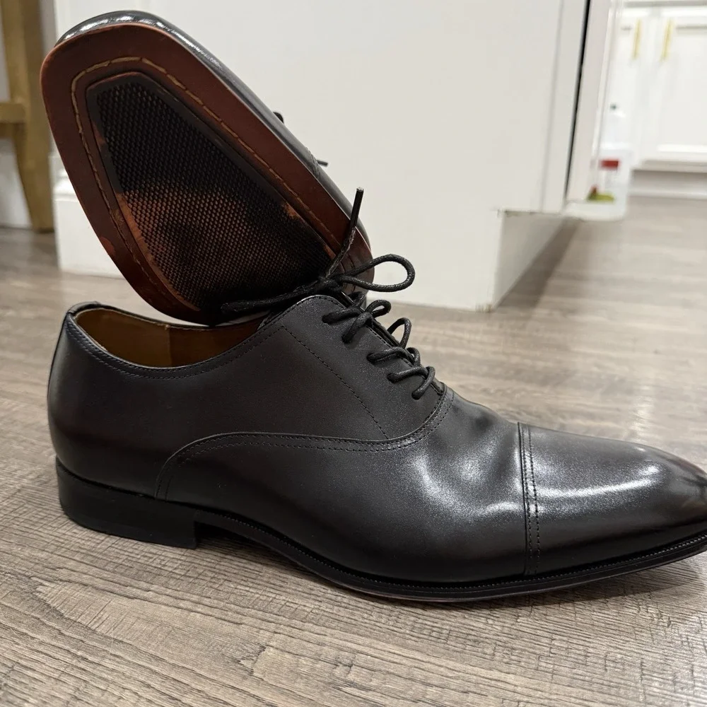 Florsheim Midtown/Comfortech-style cap-toe Oxfords, Size 11